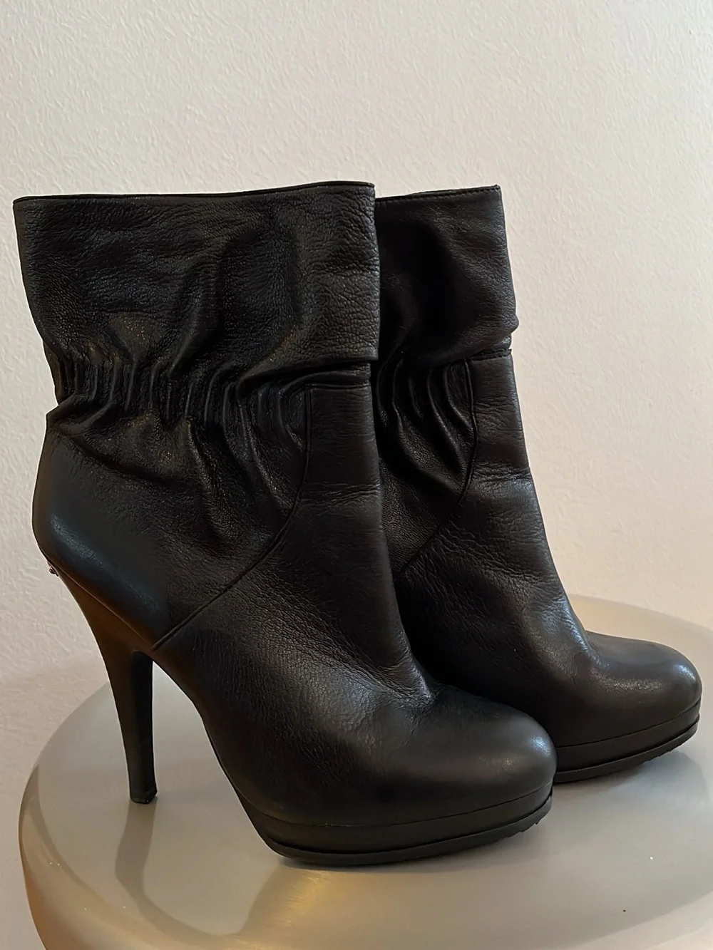NWOT Michael Kors Black Leather Platform High Heel Ankle Boots Size 7M
